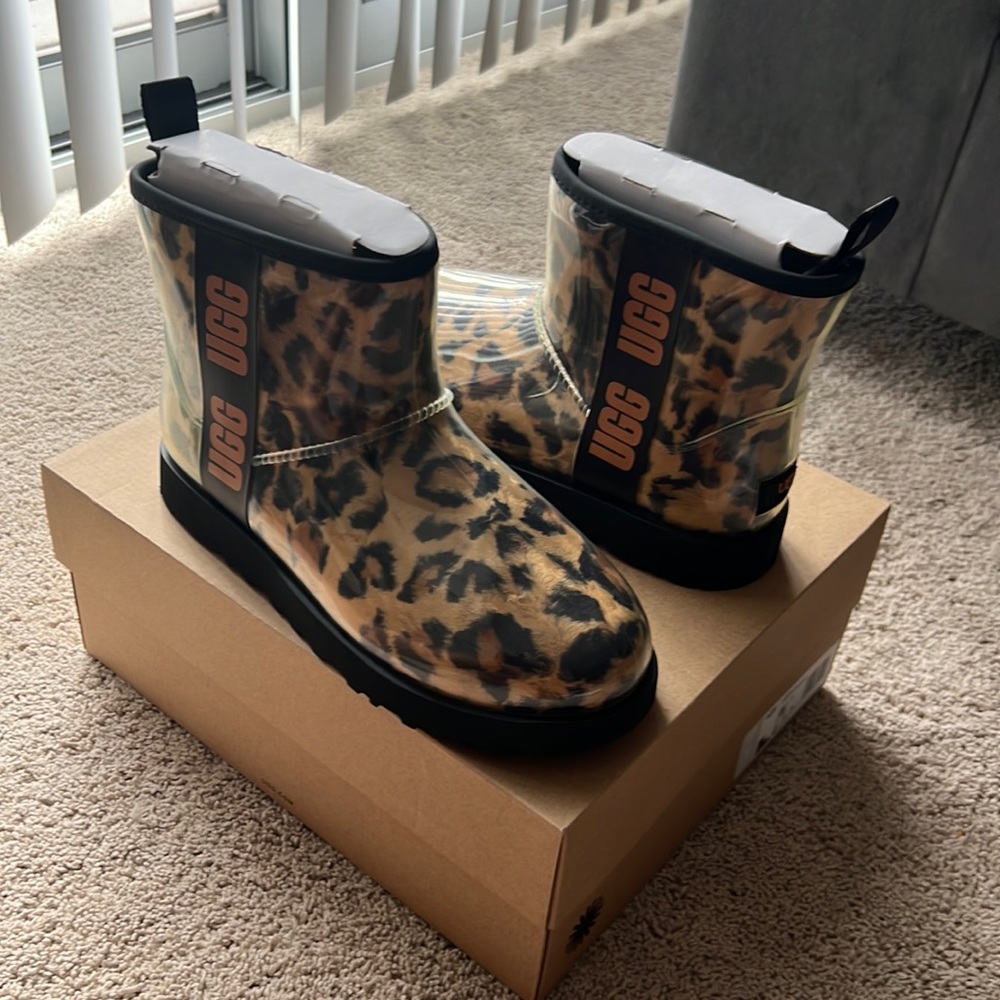 Leopard Print Uggs